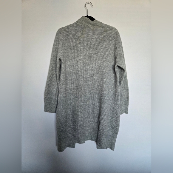 Gray Ribbed Open Cardigan - Picture 2 of 4